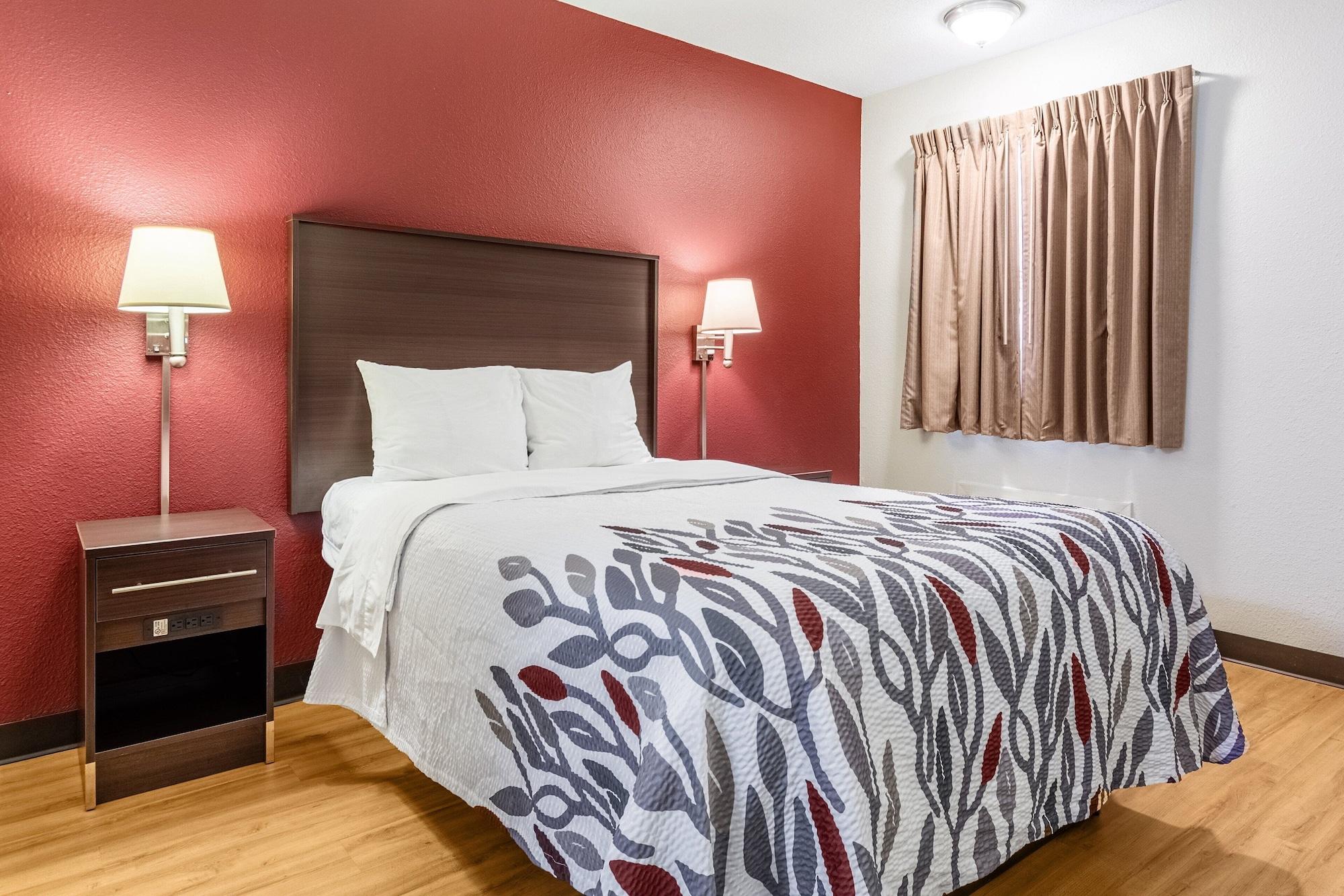 Red Roof Inn Scottsburg Eksteriør billede